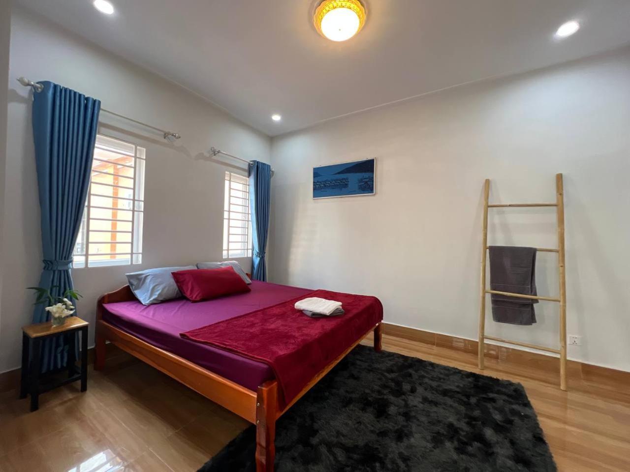 The Hub Kampot Hotel Exterior photo